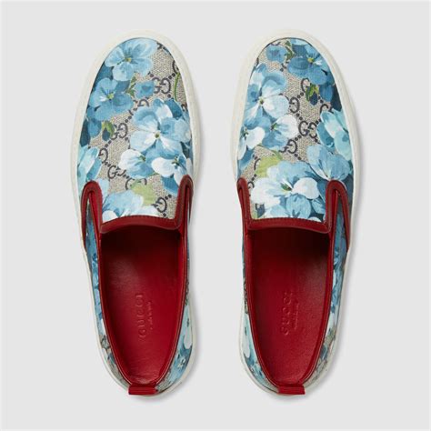 gucci blooms print slip on sneaker|GUCCI GG Supreme Monogram Blooms Womens Slip On .